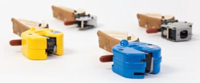 Hand knotters
